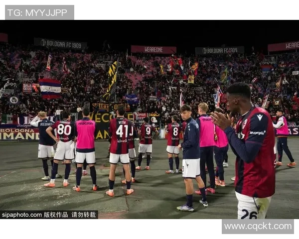 镜头回顾：欧联这一幕令人泪目